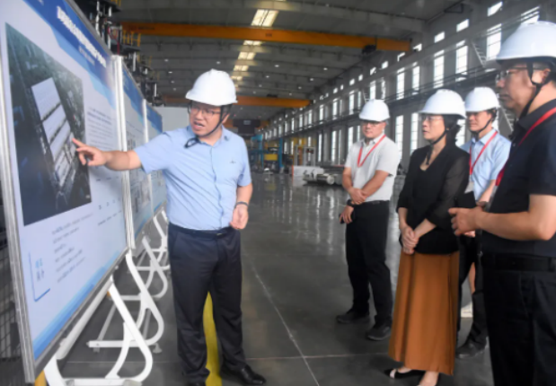 市政協(xié)副主席邢欣一行蒞臨賽特公司調研指導工作